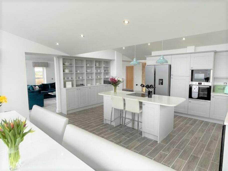 Signal House - A Stunning Beach House - 2020 Build Amble Exterior foto